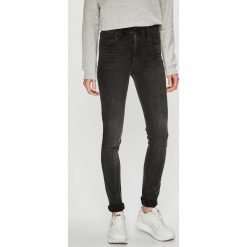 Levi's - Jeansy 721. Szare jeansy damskie skinny marki Levi's®, s, z elastanu, z podwyższonym stanem. Za 399,90 zł.