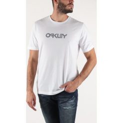 Oakley Allover Koszulka Biały. Białe podkoszulki męskie Oakley, m, z nadrukiem, z bawełny, z krótkim rękawem. Za 119,95 zł.