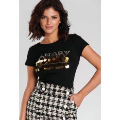 Czarny T-shirt Elicia. Czarne bluzki damskie Renee, s, z haftami, klasyczne, z okrągłym kołnierzem, z krótkim rękawem. Za 69,99 zł.