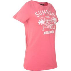 T-shirt sportowy z szerokim okrągłym dekoltem, krótki rękaw bonprix jasnoróżowy z nadrukiem. Różowe bluzki sportowe damskie bonprix, z nadrukiem, z okrągłym kołnierzem, z krótkim rękawem, krótkie, bez kaptura. Za 49,99 zł.