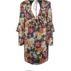 Guess Sukienka. Sukienki damskie Guess, na co dzień, z nadrukiem, z tkaniny, bez kołnierzyka, z długim rękawem, długie, rozkloszowane. Za 329,00 zł.