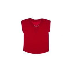 Bluzka tkanina klasyczna gładka. Czerwone bralety TXM, klasyczne, z klasycznym kołnierzykiem. Za 29,99 zł.