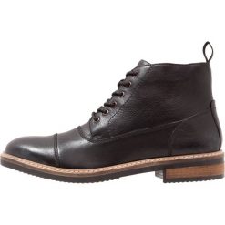 Botki męskie: Clarks BLACKFORD CAP Botki sznurowane noir
