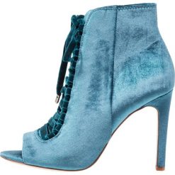 Botki damskie: Vince Camuto KENTAN Botki na obcasie peacock