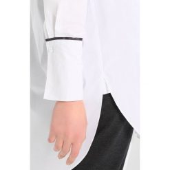 Bluzki damskie: Levete Room ANNIK Bluzka white