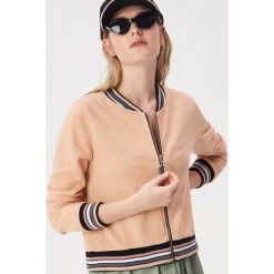 Bluza bomberka z błyszczącą nicią - Różowy. Różowe bluzy damskie Sinsay, xl, bez wzorów, bez rękawów, bez kaptura. Za 59,99 zł.