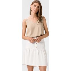 Vero Moda Oksana Dolca Top Beżowy. Brązowe podkoszulki damskie Vero Moda, l, bez wzorów, z wiskozy, bez kołnierzyka, bez rękawów. Za 109,95 zł.