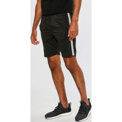 Blend - Szorty. Czarne spodenki i szorty męskie Blend, xl, bez wzorów, z poliesteru, casualowe. W wyprzedaży za 69,90 zł.