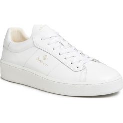 Sneakersy GANT - Leville 20631464 White G29. Białe sneakersy męskie GANT, na co dzień, bez wzorów, ze skóry, klasyczne, bez zapięcia. Za 549,00 zł.