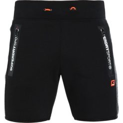 Spodenki i szorty męskie: Superdry GYM TECH STRIPE SLIM SHORT Krótkie spodenki sportowe black/ash granite