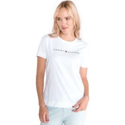 Tommy Hilfiger Koszulka Biały. Białe koszulki damskie TOMMY HILFIGER, l, z nadrukiem, z bawełny, bez kołnierzyka, z krótkim rękawem. Za 175,95 zł.