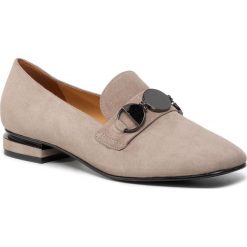Lordsy SOLO FEMME - 58803-01-K34/000-04-00 Taupe. Brązowe półbuty damskie Solo Femme, ze skóry, bez obcasa, na obcasie. Za 349,00 zł.