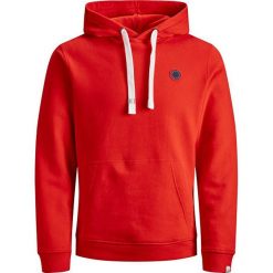 Jack&Jones Męska bluza Culkin Sweat Hood Fiery Red Reg (rozmiar M). Czerwone bluzy męskie Jack&Jones, m, bez wzorów, bez kołnierzyka, bez rękawów, bez kaptura. W wyprzedaży za 144,00 zł.