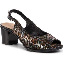 Sandały LASOCKI - 0560-04A Black. Czarne klapki damskie Lasocki, bez wzorów, ze skóry, bez obcasa, na obcasie. Za 199,99 zł.
