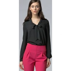 Czarna Szykowna Bluzka z Szarfą do Wiązania z Długim Rękawem. Czarne bluzki damskie marki Molly.pl, xs, eleganckie, z długim rękawem. Za 99,90 zł.