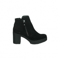 Botki Kangaroos B501-01. Czarne botki damskie marki KangaROOS. Za 351,56 zł.