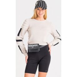 SWETER PATRIZIA PEPE. Szare swetry damskie Patrizia Pepe, m, z aplikacjami, z wełny, bez rękawów, bez kaptura. Za 653,40 zł.