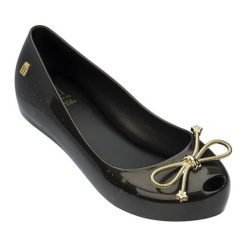 Baleriny w kolorze czarnozłotym. Żółte baleriny dziewczęce Melissa, Pepe Jeans, bez wzorów, bez obcasa. W wyprzedaży za 139,95 zł.
