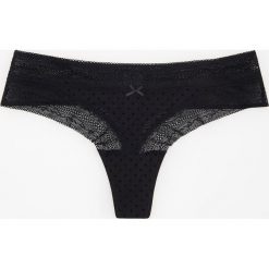Siateczkowe stringi - Czarny. Czarne stringi damskie Reserved, s, bez wzorów. Za 24,99 zł.