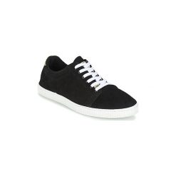 Buty Chipie JERBY. Czarne trampki i tenisówki damskie Chipie, bez wzorów, bez zapięcia. Za 109,50 zł.