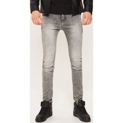 Jeansy skinny - Szary. Szare jeansy męskie skinny House, z jeansu. Za 99,99 zł.