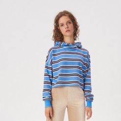 Bluza w paski - Niebieski. Niebieskie bluzy damskie Sinsay, s, w paski, bez rękawów, bez kaptura. W wyprzedaży za 29,99 zł.