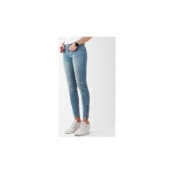 Jeansy skinny Wrangler Jeansy Skylark W27F4072F. Jeansy damskie Wrangler. Za 236,43 zł.
