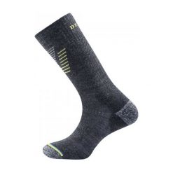 Devold Skarpetki Trekkingowe Hiking Medium Sock Dark Grey M. Szare skarpetki męskie Devold, z materiału. W wyprzedaży za 85,00 zł.