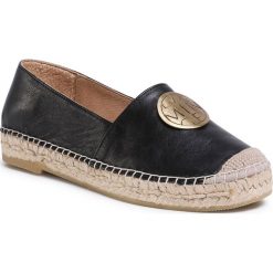 Espadryle EVA MINGE - EM-14-07-000740 101. Czarne espadryle damskie Eva Minge, na co dzień, bez wzorów, ze skóry, bez obcasa, na płaskiej podeszwie, bez zapięcia. Za 409,00 zł.