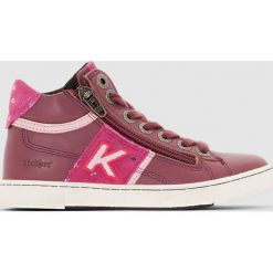 Tenisówki wysokie z zamkiem błyskawicznym Poolover. Czerwone buty sportowe dziewczęce marki Kickers, z meshu, na sznurówki. Za 320,46 zł.