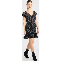 Sukienki hiszpanki: New Look Petite GLENDA FRILL TEA DRESS Sukienka letnia black
