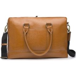 Torba Solier Elegancka Męska torba ze skóry na ramię RUSSEL camel. Brązowe torby męskie skórzane Solier, bez wzorów, ze skóry, eleganckie, na ramię. Za 646,90 zł.