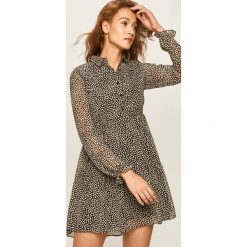 Answear - Sukienka. Czarne sukienki damskie ANSWEAR, na co dzień, s, w grochy, z poliesteru, casualowe, bez kołnierzyka, z długim rękawem, długie, mini, rozkloszowane. W wyprzedaży za 139,90 zł.
