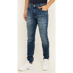 Jeansy Slim Fit Calvin Klein Jeans J30J314004. Niebieskie jeansy męskie Calvin Klein Jeans, m, bez wzorów. W wyprzedaży za 329,00 zł.