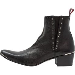 Buty zimowe męskie: Jeffery West MURPHY STUDDED CHELSEA Botki kowbojki i motocyklowe black