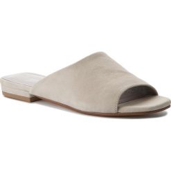 Klapki VAGABOND - Becky 4508-040-03 Ecru. Szare klapki damskie Vagabond, bez wzorów, ze skóry, bez obcasa, na obcasie. W wyprzedaży za 259,00 zł.