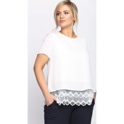 Biała Bluzka Lace Ruffle. Białe bluzki damskie Born2be, xl, bez wzorów, bez kołnierzyka, bez rękawów. W wyprzedaży za 54,99 zł.