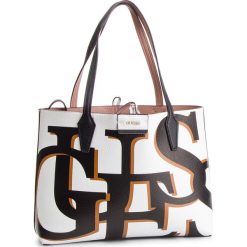 Torebka GUESS - HWOL64 22150 GST. Białe torebki klasyczne damskie Guess, z aplikacjami, ze skóry ekologicznej. Za 599,00 zł.