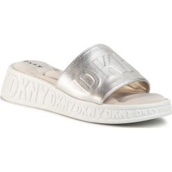 Klapki DKNY - Mara K1028810 Tumbled Meatalic Nickel Nic. Szare klapki damskie DKNY, bez wzorów, ze skóry, bez obcasa. W wyprzedaży za 209,00 zł.