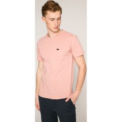 Lee - T-shirt. Różowe bez kategorii marki Lee, s, z bawełny, z okrągłym kołnierzem. Za 119,90 zł.