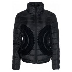 Desigual Kurtka Damska Pune 36 Czarny. Czarne kurtki damskie marki Desigual, bez wzorów, bez kaptura. W wyprzedaży za 386,00 zł.
