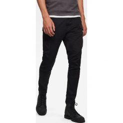 G-Star Raw - Spodnie. Czarne spodnie męskie G-Star RAW, bez wzorów, z elastanu, retro. Za 559,90 zł.