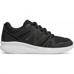 New Balance YK570BW. Czarne buciki niemowlęce New Balance, z gumy, bez zapięcia. Za 199,99 zł.