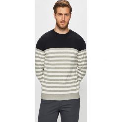 Produkt by Jack & Jones - Sweter. Czarne swetry męskie PRODUKT by Jack & Jones, s, bez wzorów, z bawełny, z okrągłym kołnierzem, bez kaptura. W wyprzedaży za 69,90 zł.