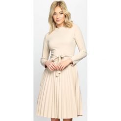 Beżowa Sukienka Forever. Brązowe sukienki damskie Born2be, s, w paski, długie, mini, dopasowane. Za 99,99 zł.