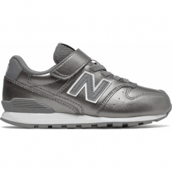 New Balance YV996GA. Szare buciki niemowlęce New Balance, z materiału, na sznurówki. Za 249,99 zł.