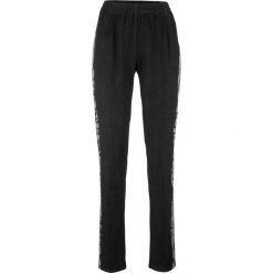 Dżinsy ze stretchem z nadrukiem bonprix czarny "stone". Czarne jeansy damskie marki bonprix, z jeansu. Za 129,99 zł.