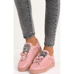 Różowe Buty Sportowe Rebellious. Buty sportowe damskie Born2be. Za 29,99 zł.