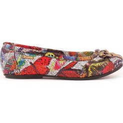 Kolorowe płaskie balerinki z kokardką - skóra naturalna - model 012 - kolor motyl. Baleriny damskie Zapato, bez wzorów, ze skóry, bez obcasa, na płaskiej podeszwie. W wyprzedaży za 173,40 zł.