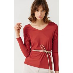 Simple - Bluzka. Szare bez kategorii marki Simple, z elastanu, casualowe. W wyprzedaży za 159,90 zł.